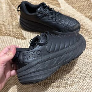 WOMEN's Black Bondi SR Hoka size US 9
